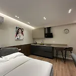 Lux 아파트
